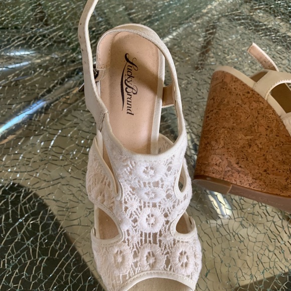 Shoes - Picture 6 of 6